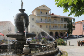 Two-Bedroom Apartment Lux in Sighnaghi